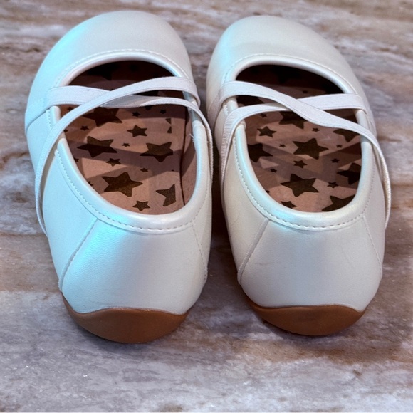 Girls LIVIE & LUCA Aurora white leather ballet flats. Size 13 - Picture 4 of 6